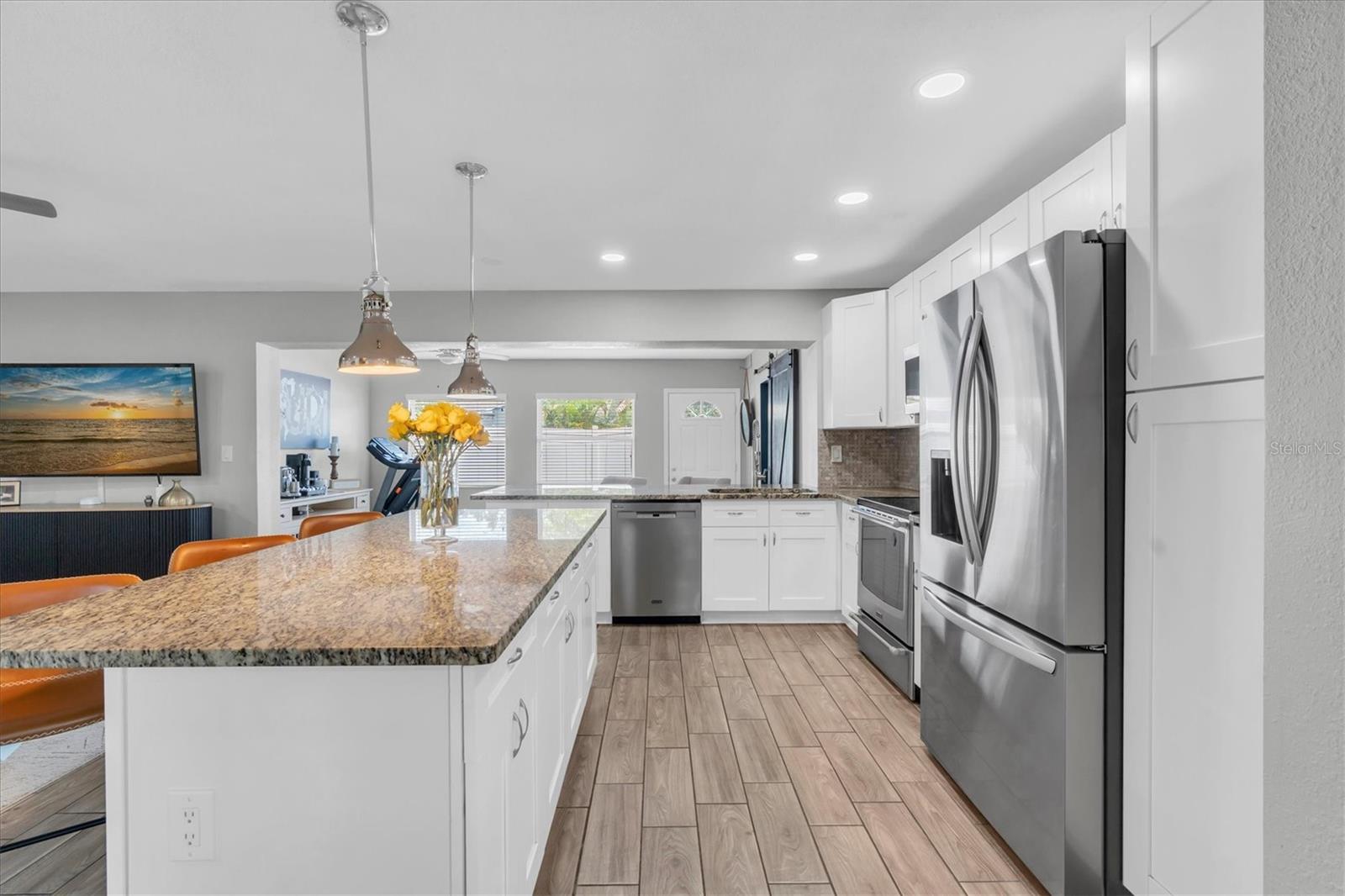 Image 14 of 42 For 6860 14th Way S