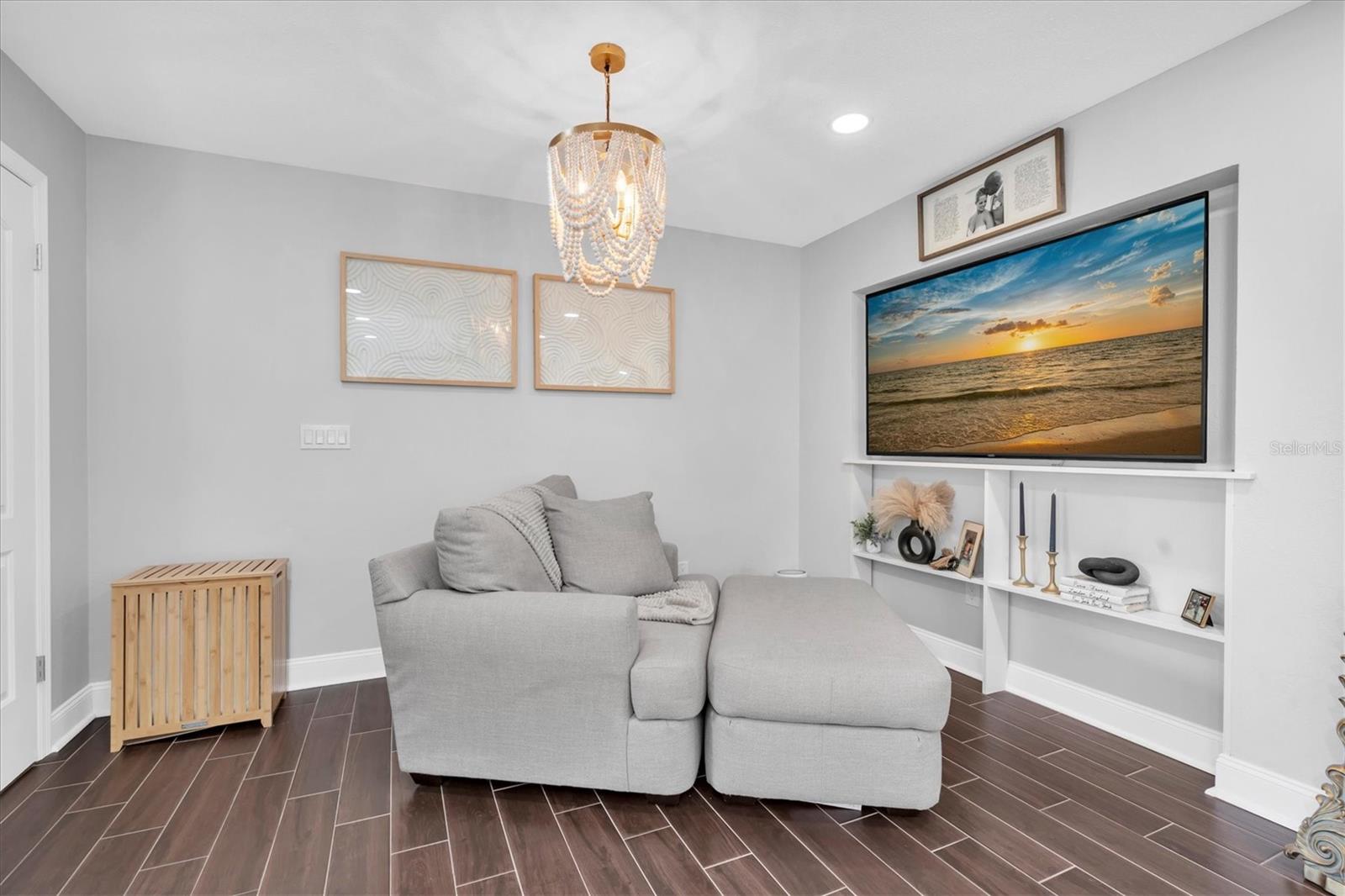 Image 20 of 42 For 6860 14th Way S