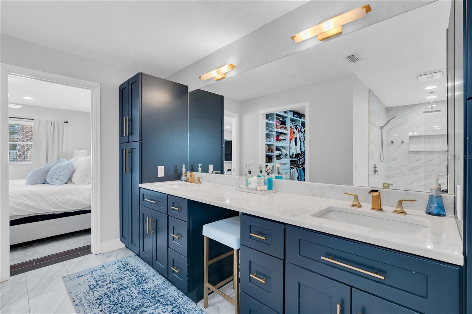 Image 21 of 42 For 6860 14th Way S