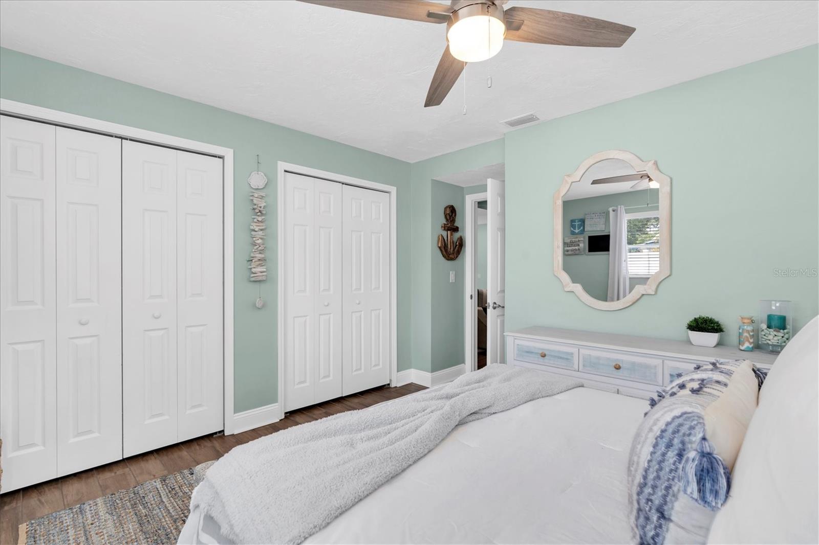 Image 25 of 42 For 6860 14th Way S