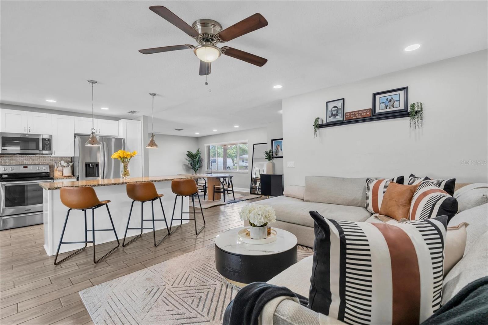 Image 3 of 42 For 6860 14th Way S