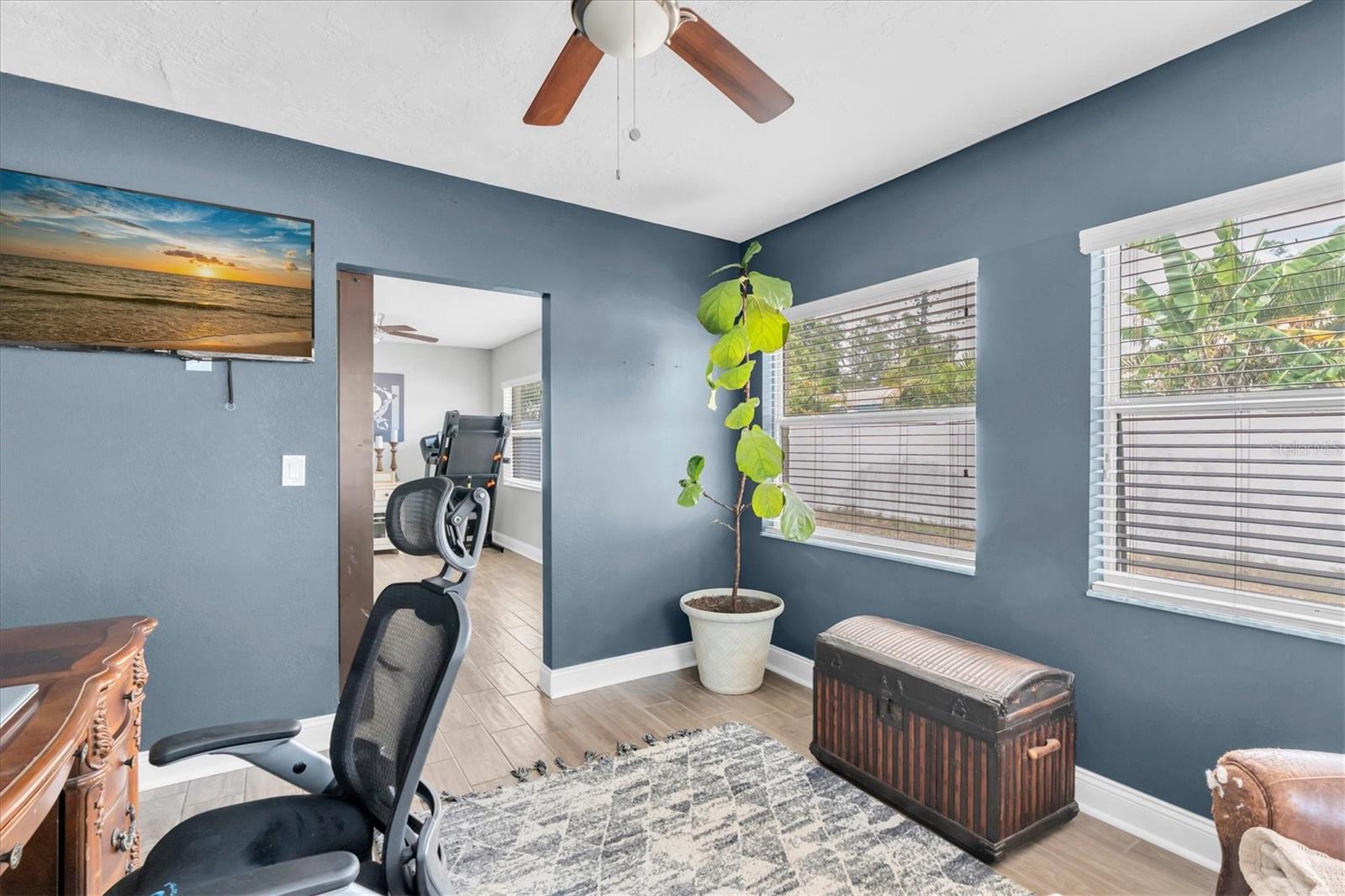 Image 32 of 42 For 6860 14th Way S