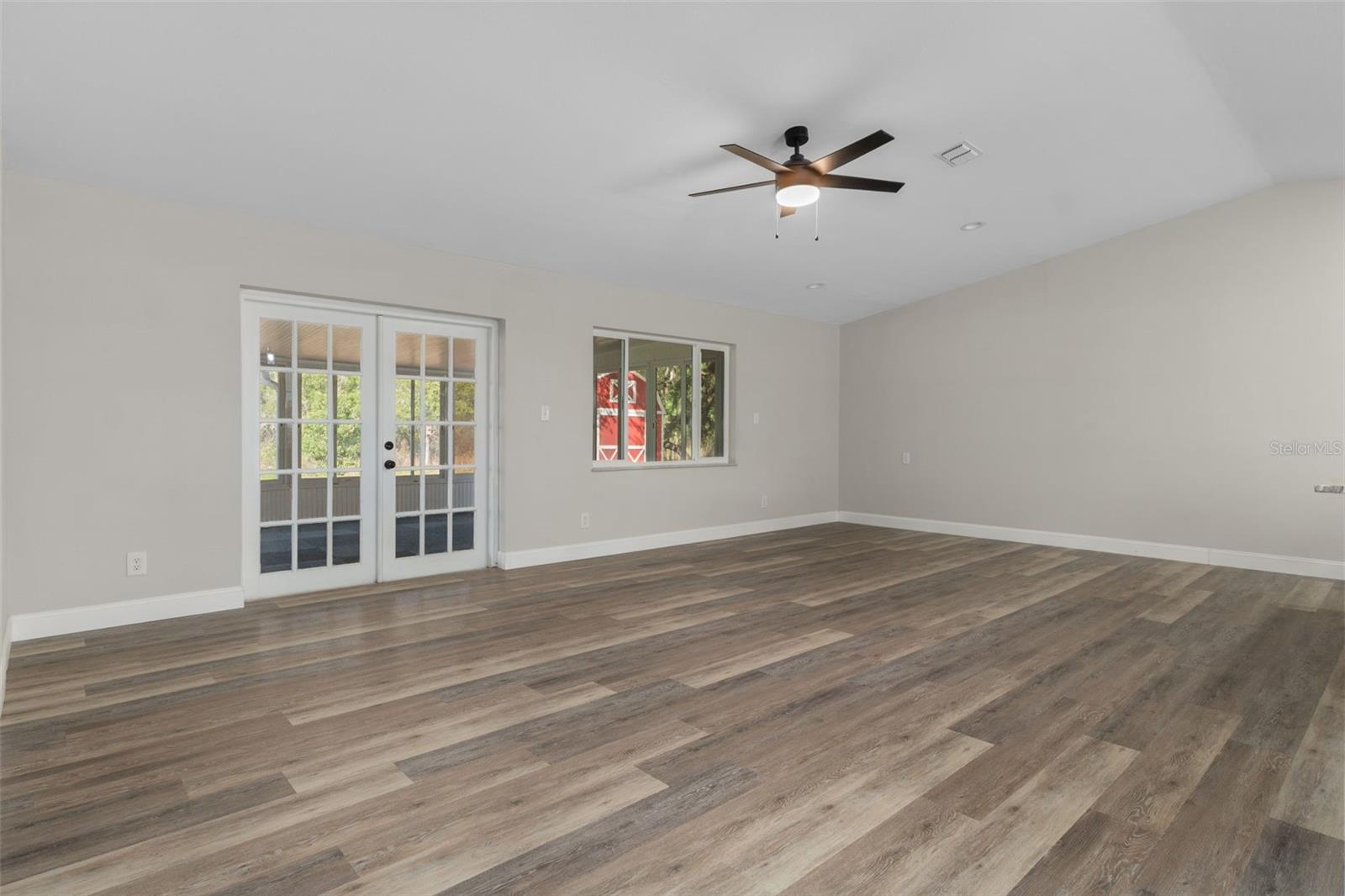 Image 13 of 52 For 34575 Orchid Parkway