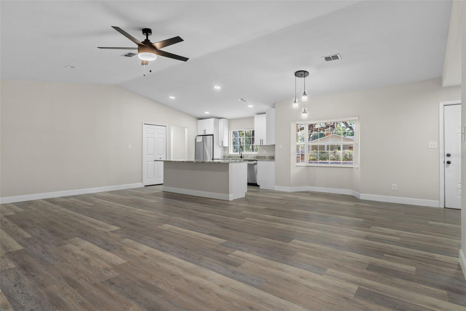 Image 14 of 52 For 34575 Orchid Parkway