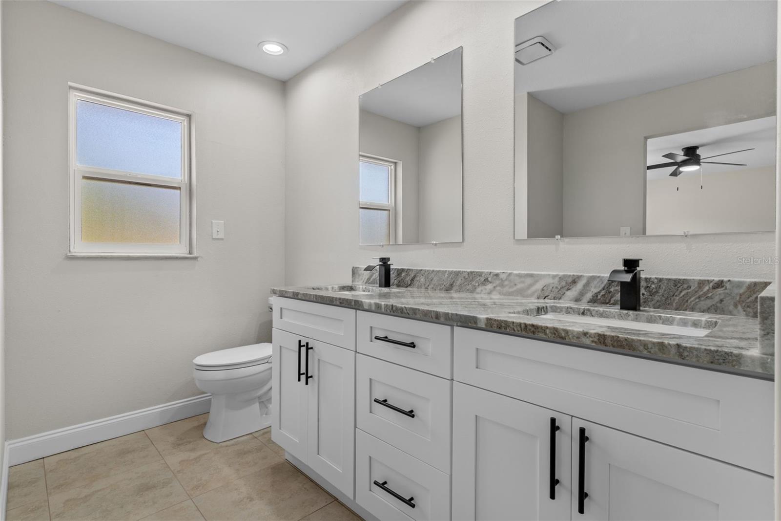 Image 33 of 52 For 34575 Orchid Parkway