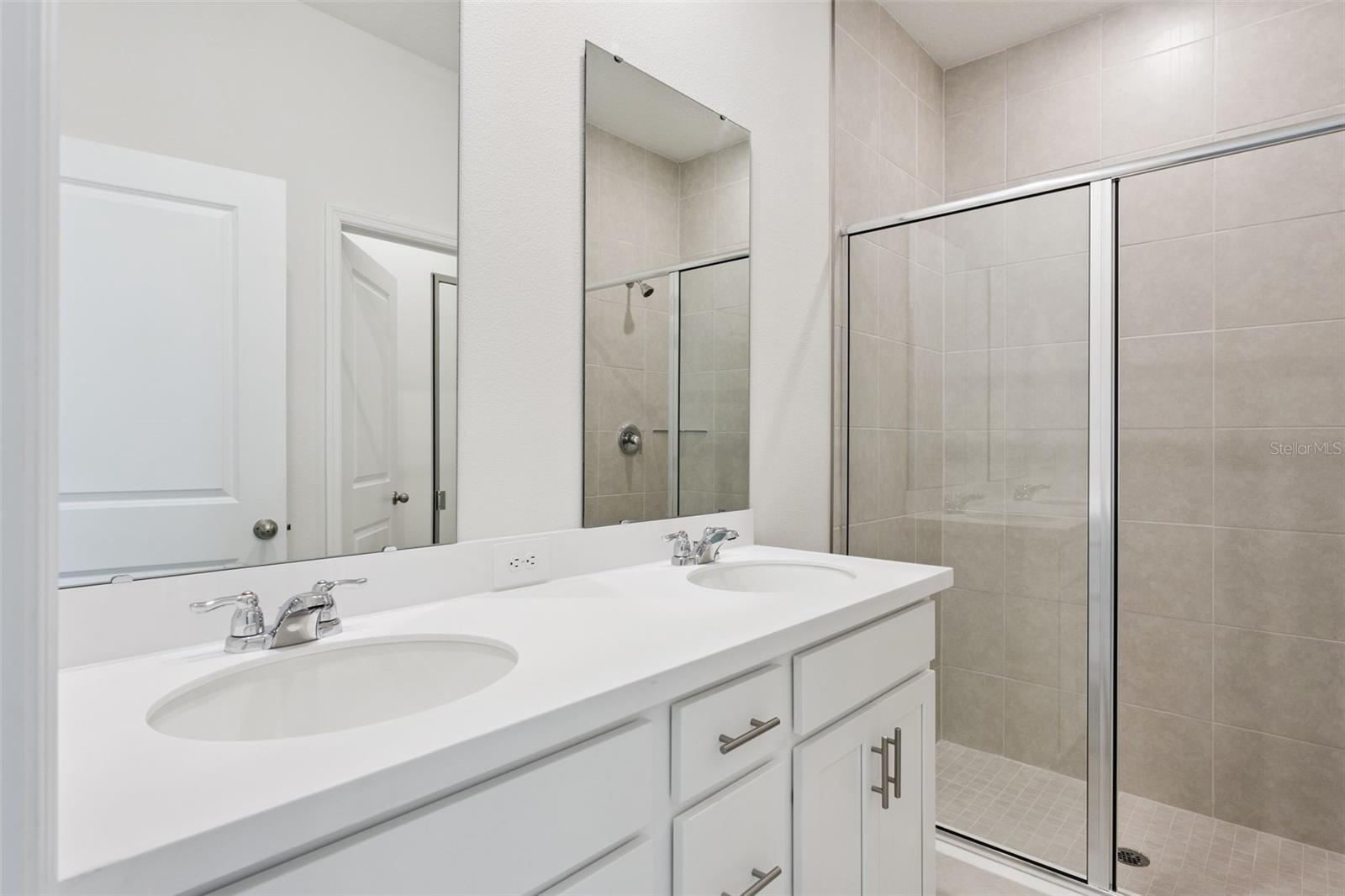 Image 18 of 20 For 4300 Darby Court