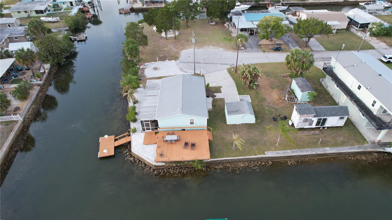 Image 4 of 41 For 6724 Gull Lane