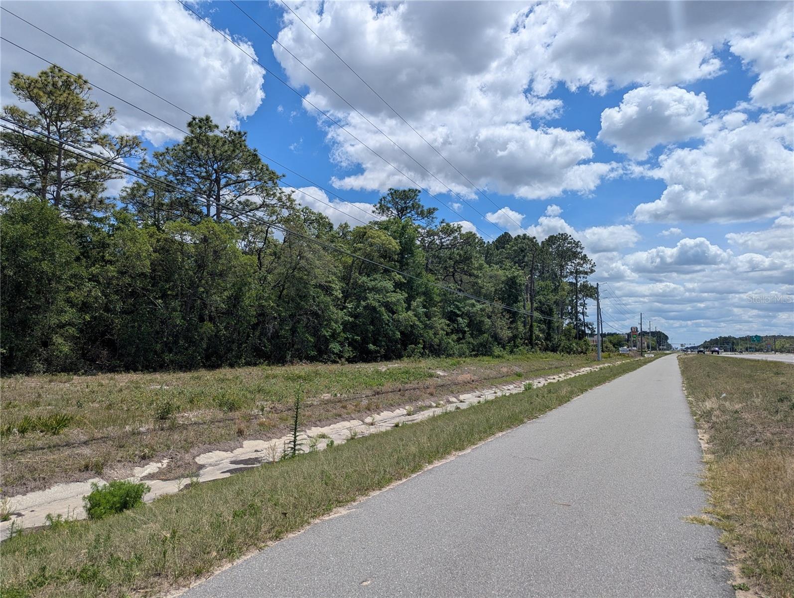 Image 4 of 4 For 9161 Suncoast Boulevard