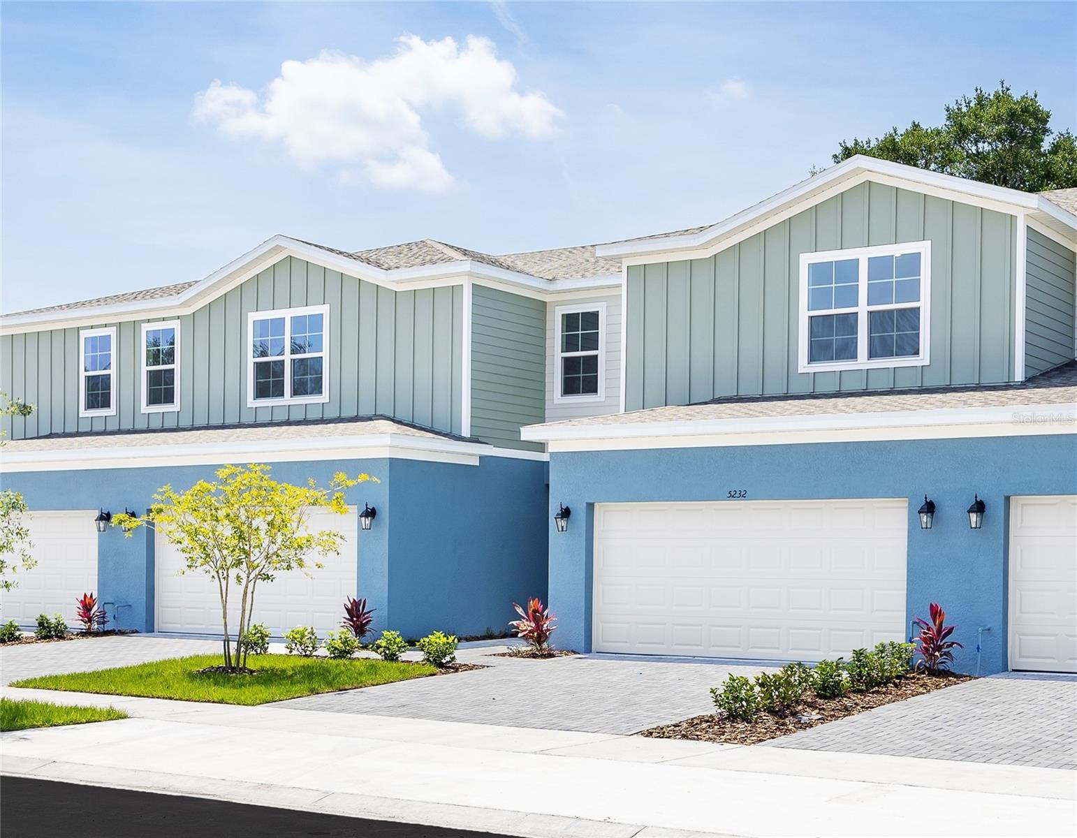 Image 2 of 45 For 5229 Luisa Court