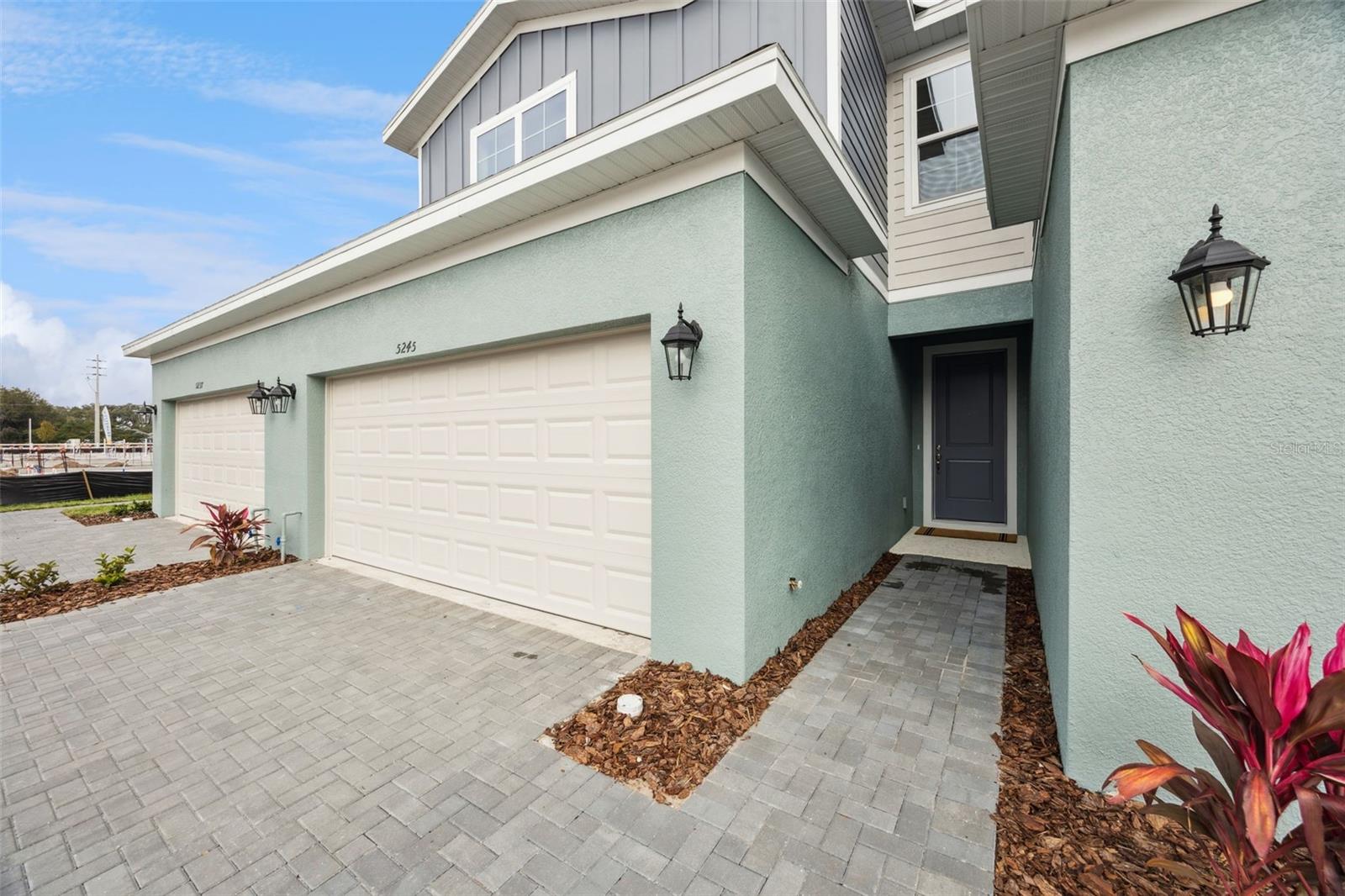 Image 3 of 45 For 5229 Luisa Court