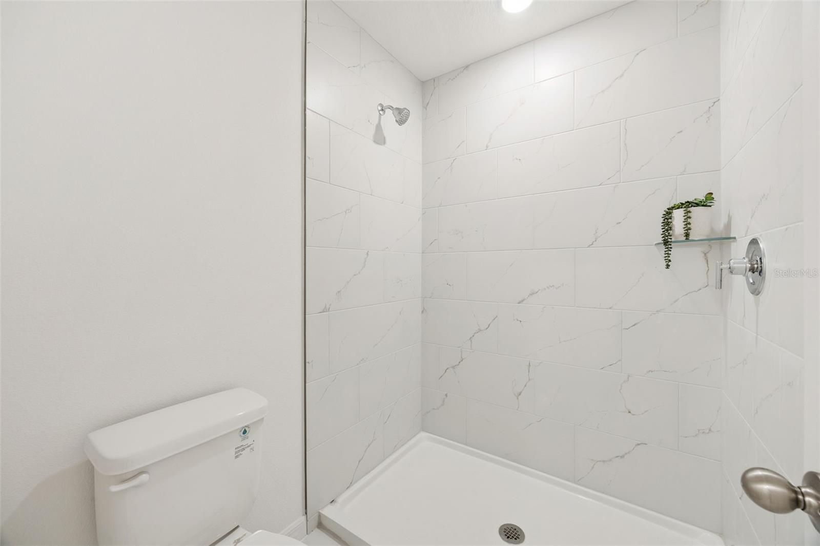 Image 37 of 45 For 5229 Luisa Court