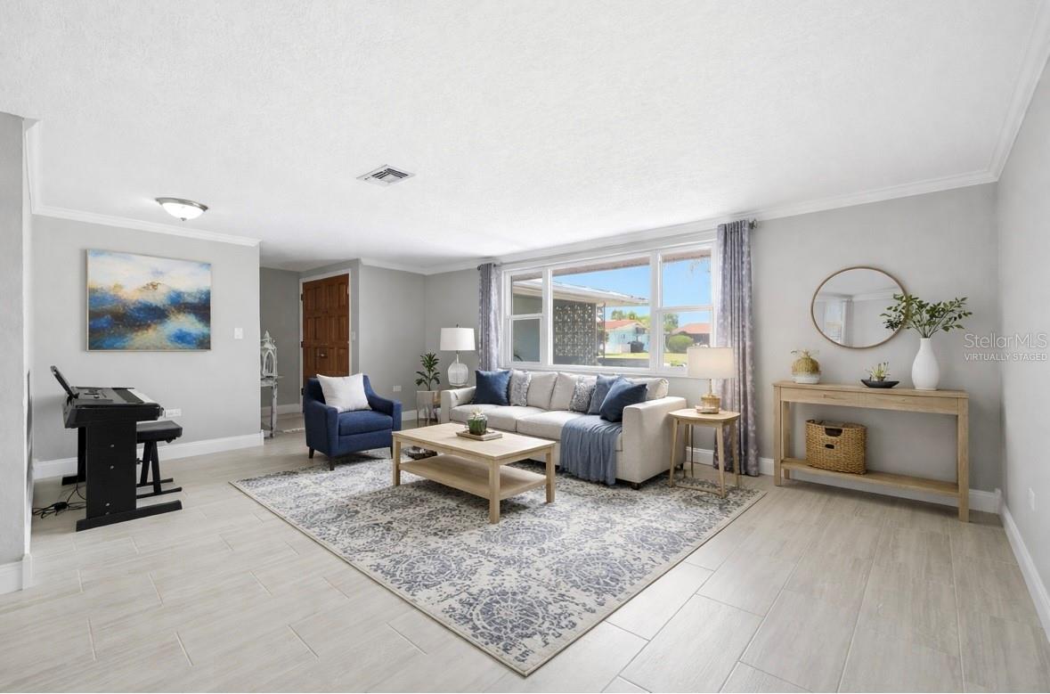 Image 10 of 77 For 4832 Shell Stream Boulevard