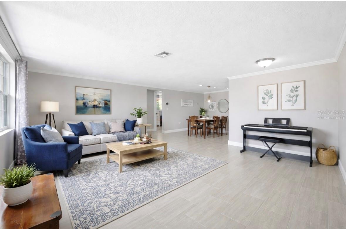 Image 11 of 77 For 4832 Shell Stream Boulevard