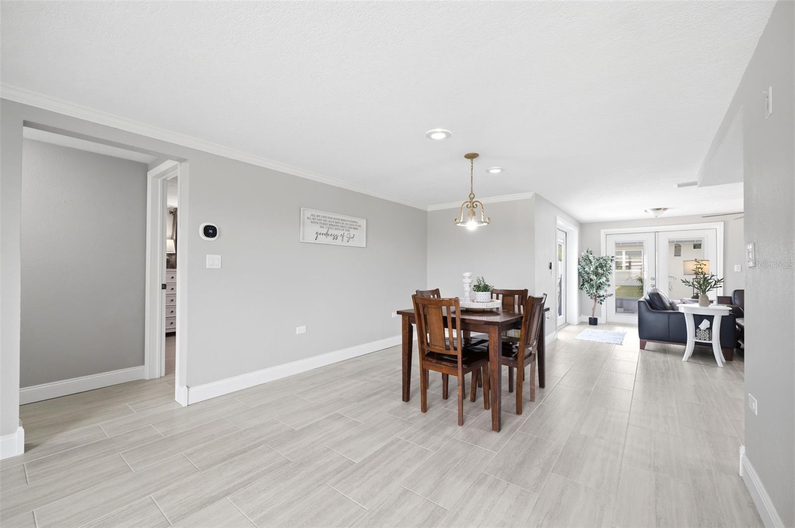 Image 12 of 77 For 4832 Shell Stream Boulevard
