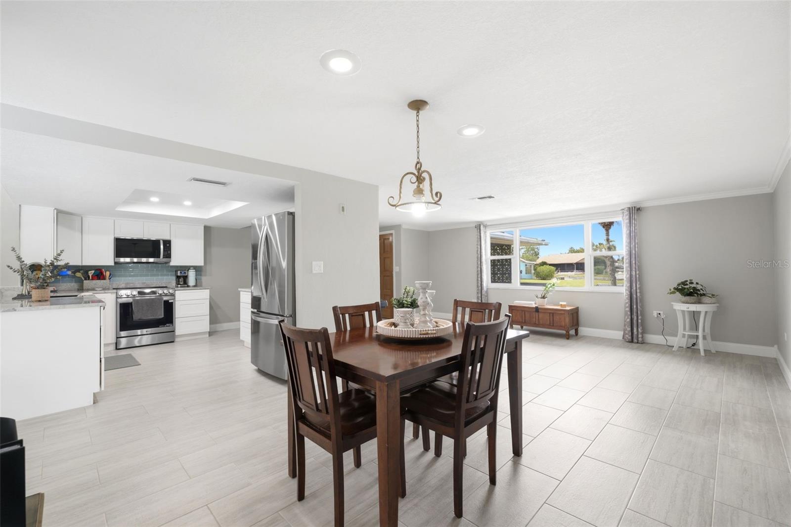 Image 13 of 77 For 4832 Shell Stream Boulevard