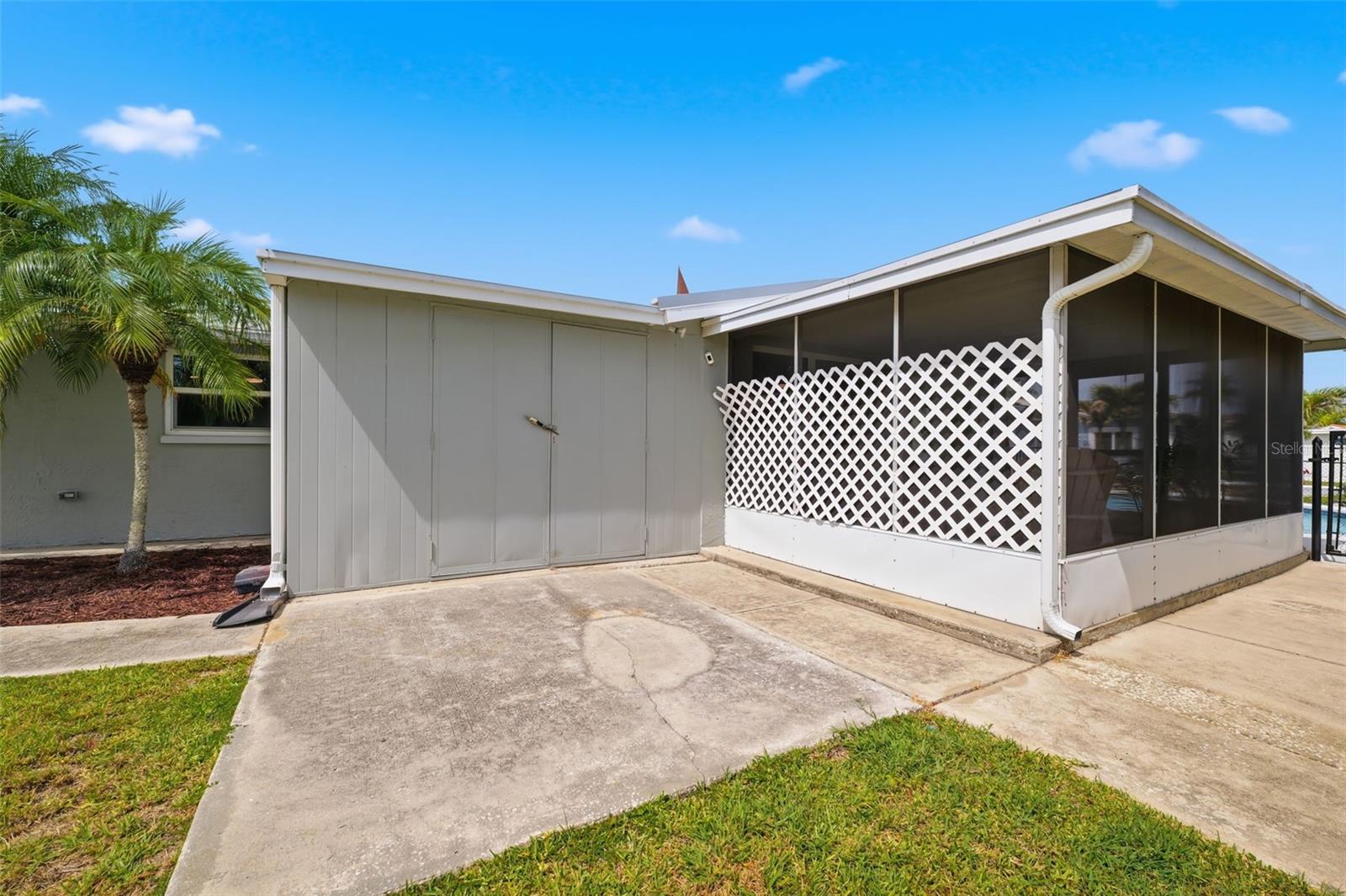 Image 48 of 77 For 4832 Shell Stream Boulevard