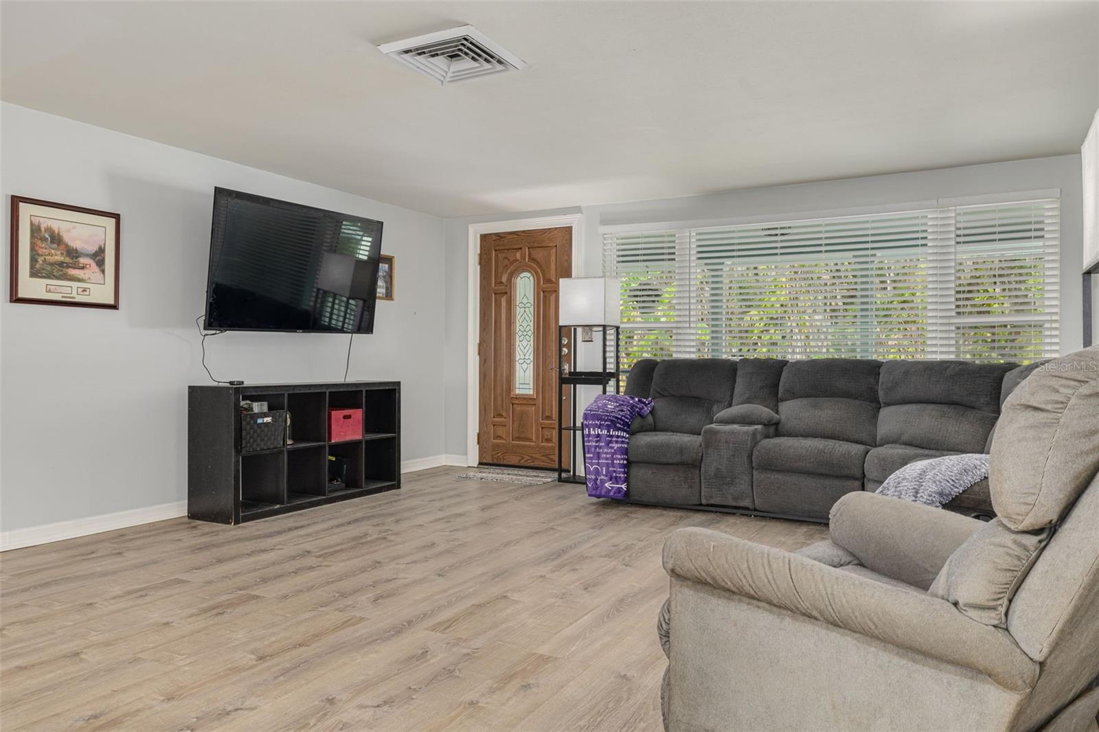 Image 10 of 49 For 8510 Green Street