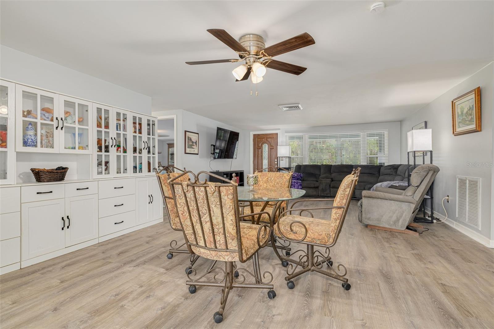 Image 11 of 49 For 8510 Green Street