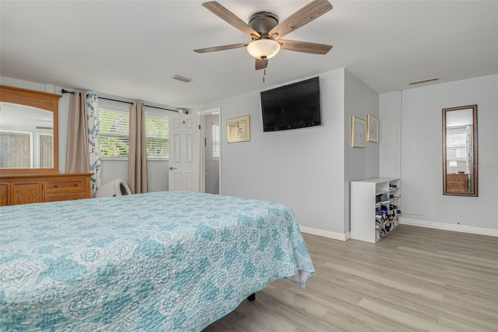 Image 21 of 49 For 8510 Green Street