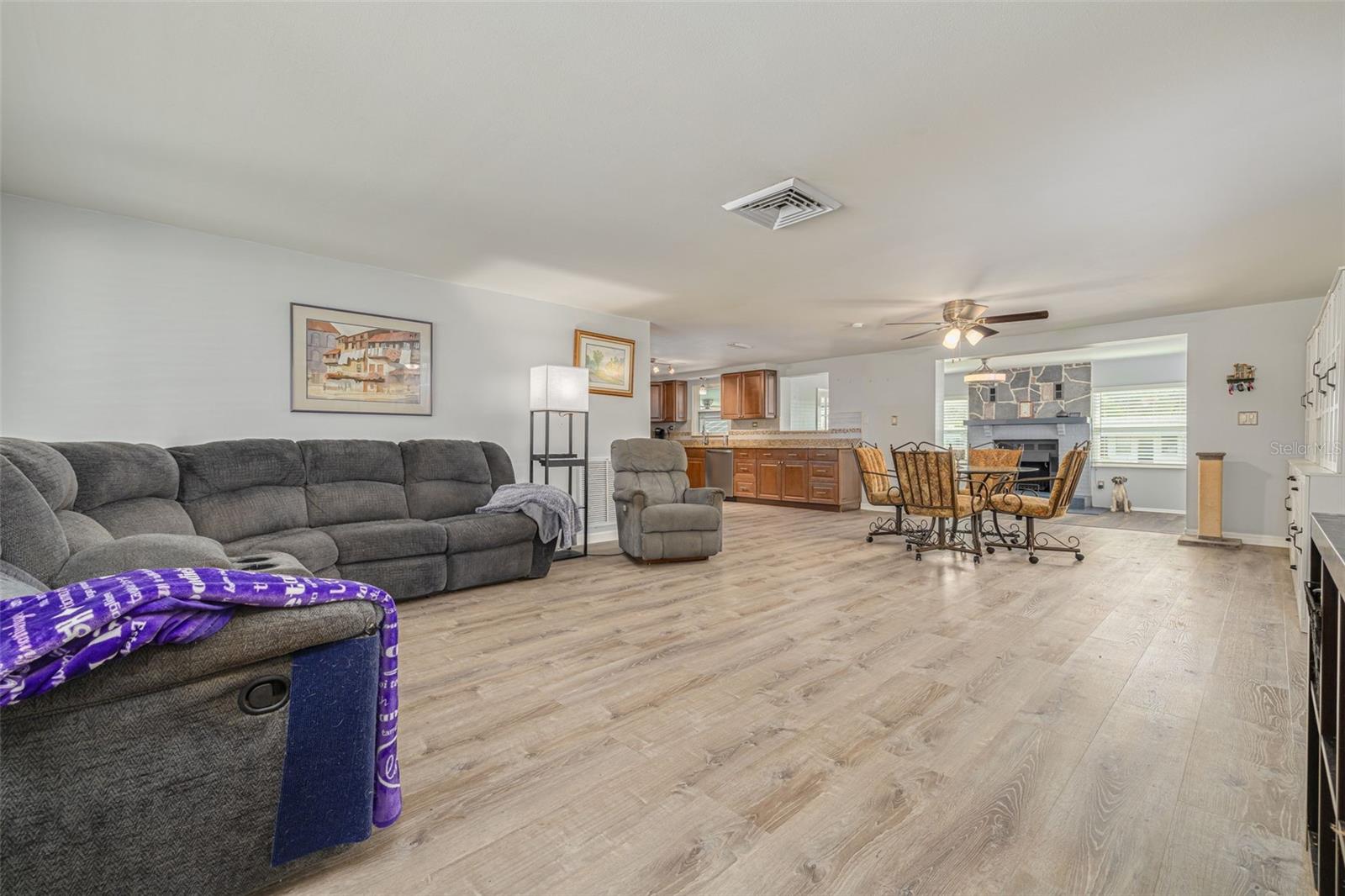Image 8 of 49 For 8510 Green Street
