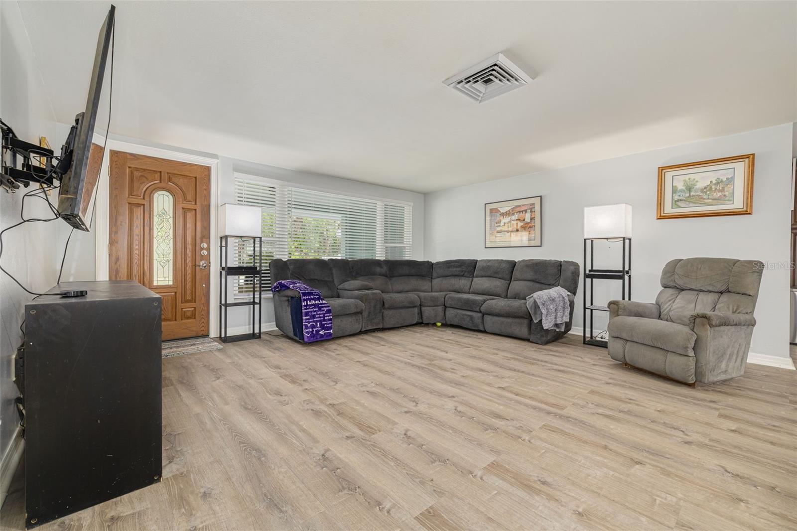 Image 9 of 49 For 8510 Green Street