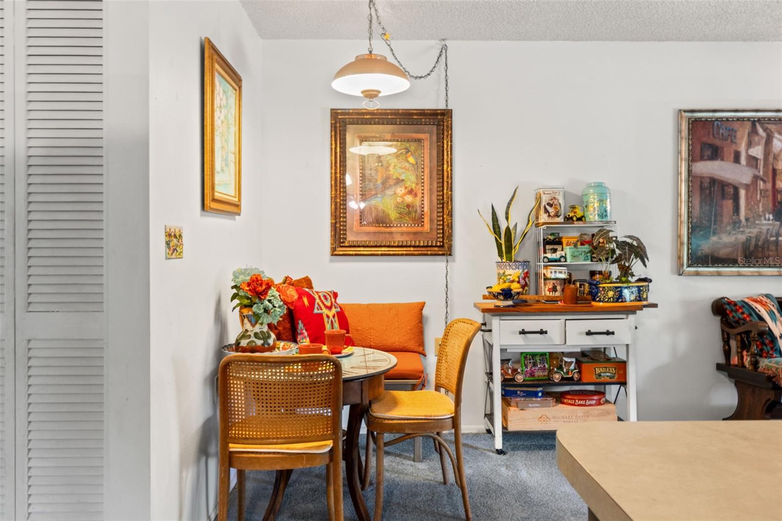 Image 10 of 41 For 10541 Green Meadow Lane