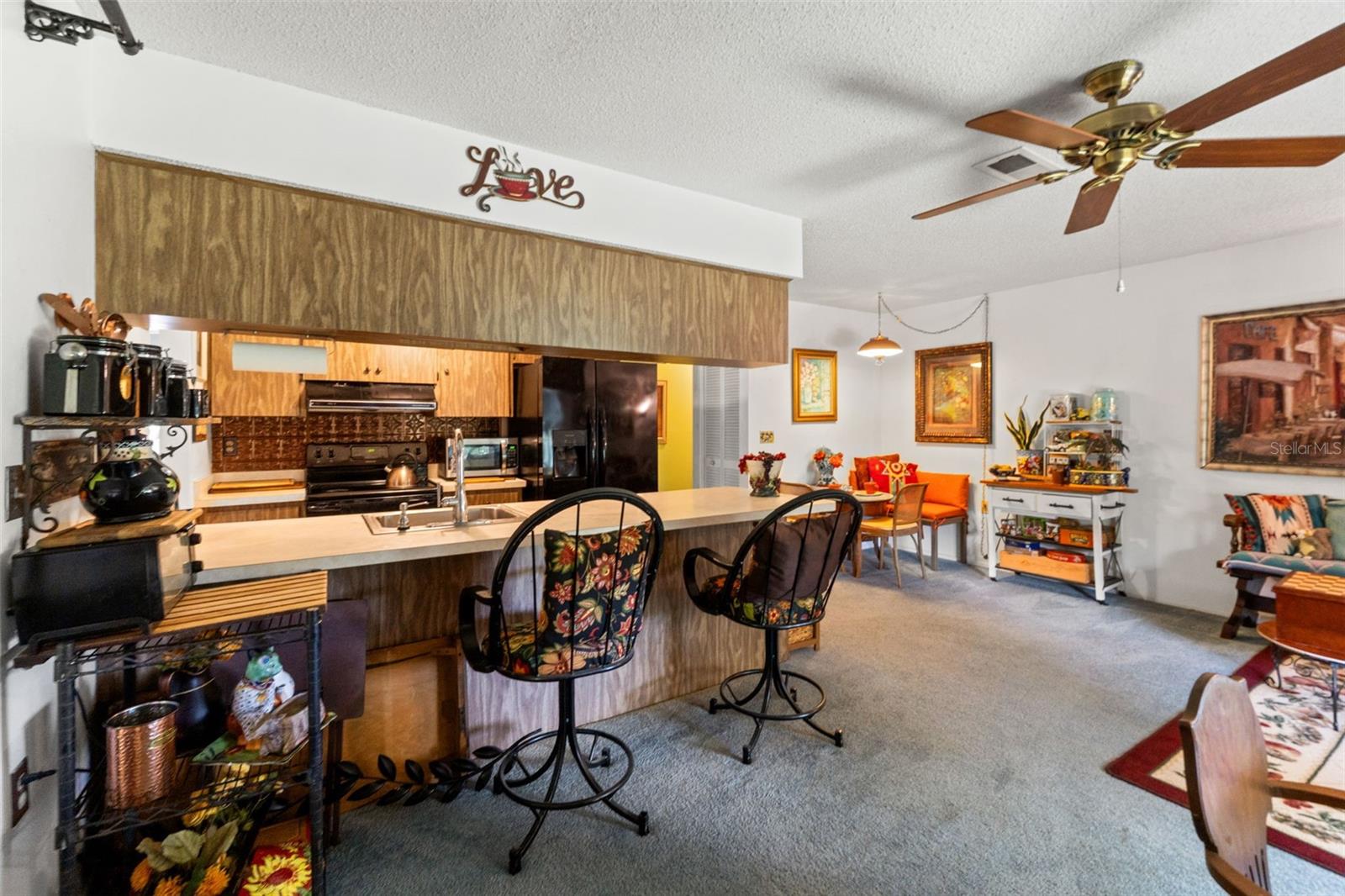 Image 13 of 41 For 10541 Green Meadow Lane
