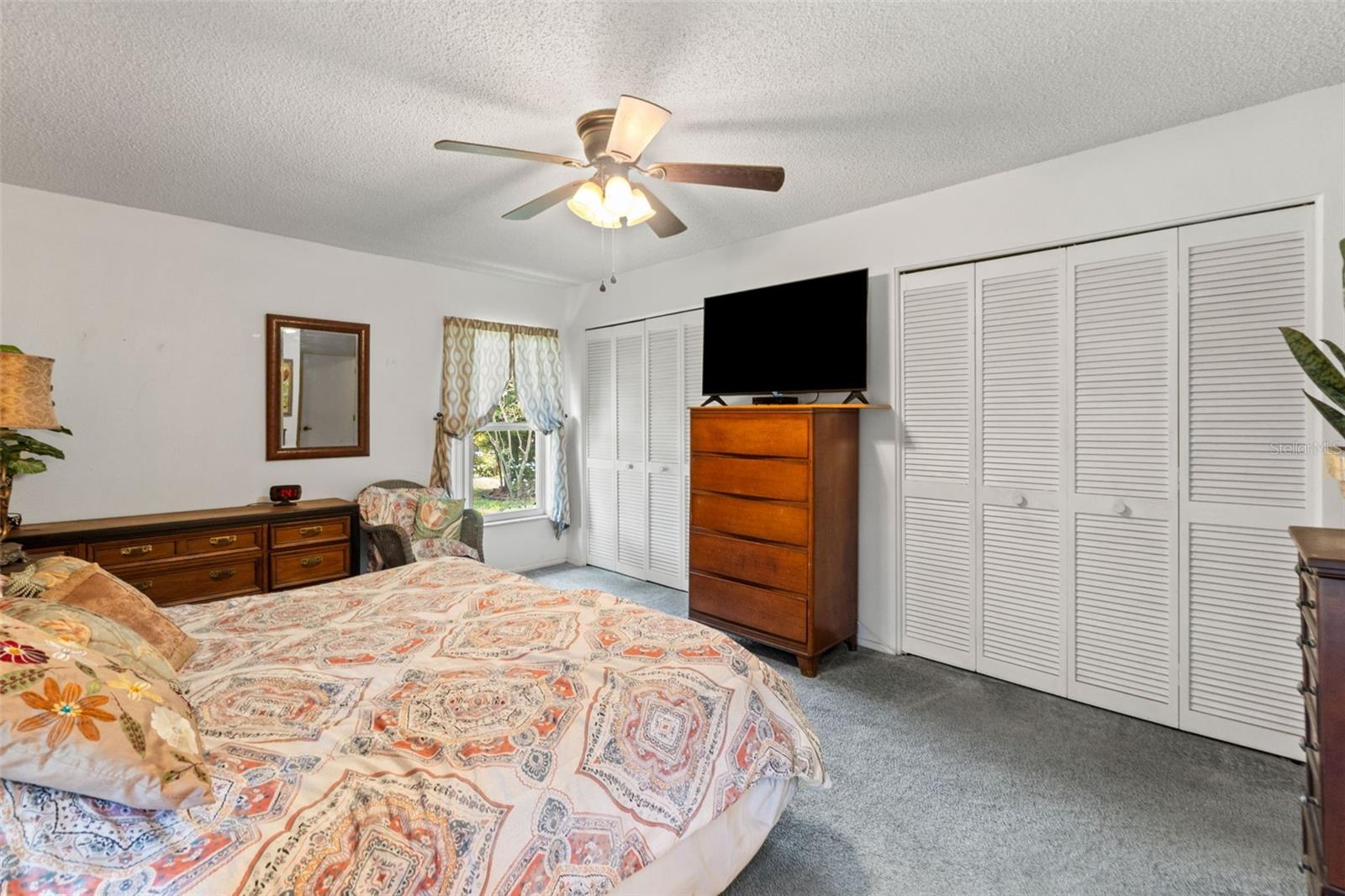 Image 23 of 41 For 10541 Green Meadow Lane