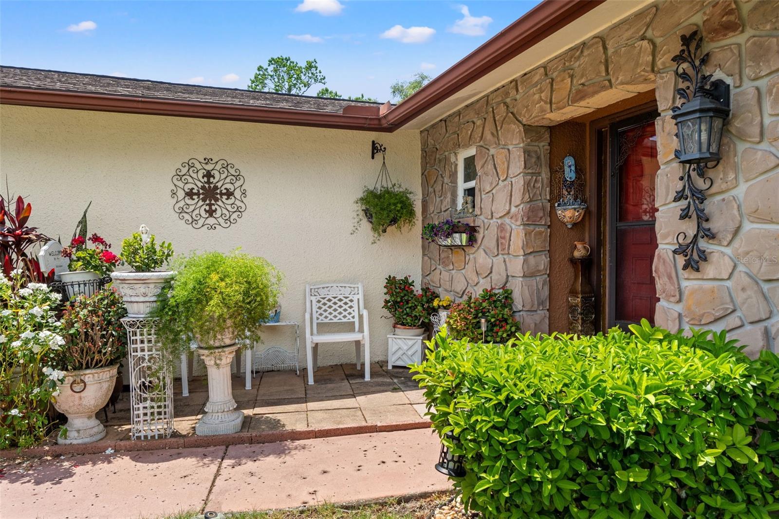 Image 3 of 41 For 10541 Green Meadow Lane
