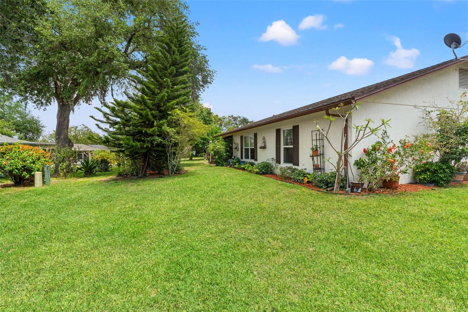 Image 33 of 41 For 10541 Green Meadow Lane