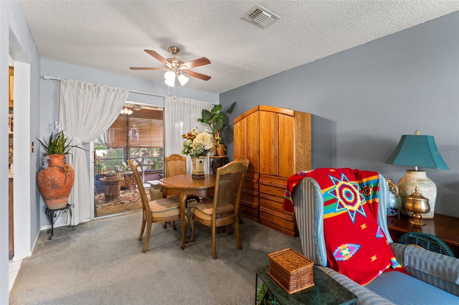 Image 7 of 41 For 10541 Green Meadow Lane