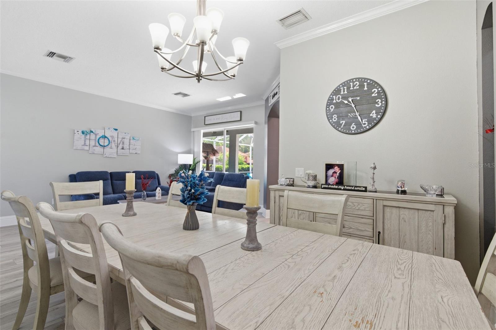 Listing photo id 12 for 11508 Oyster Bay Circle