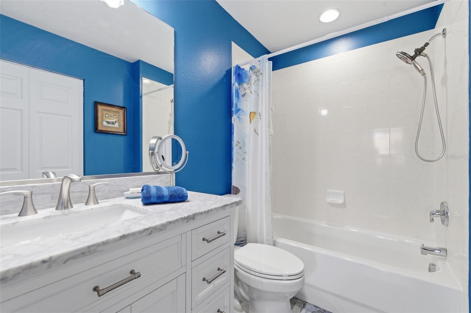 Listing photo id 54 for 11508 Oyster Bay Circle