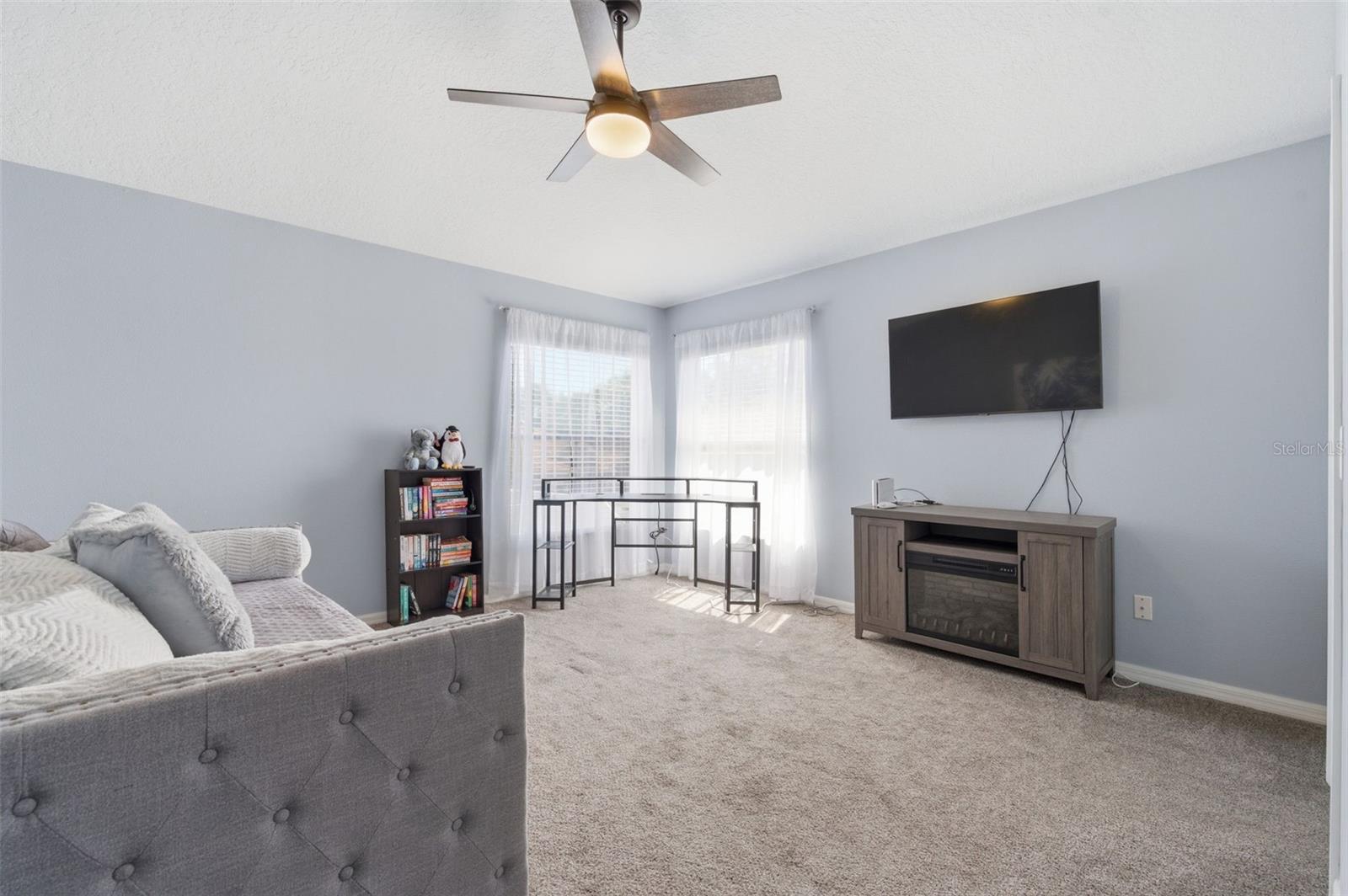Listing photo id 56 for 11508 Oyster Bay Circle