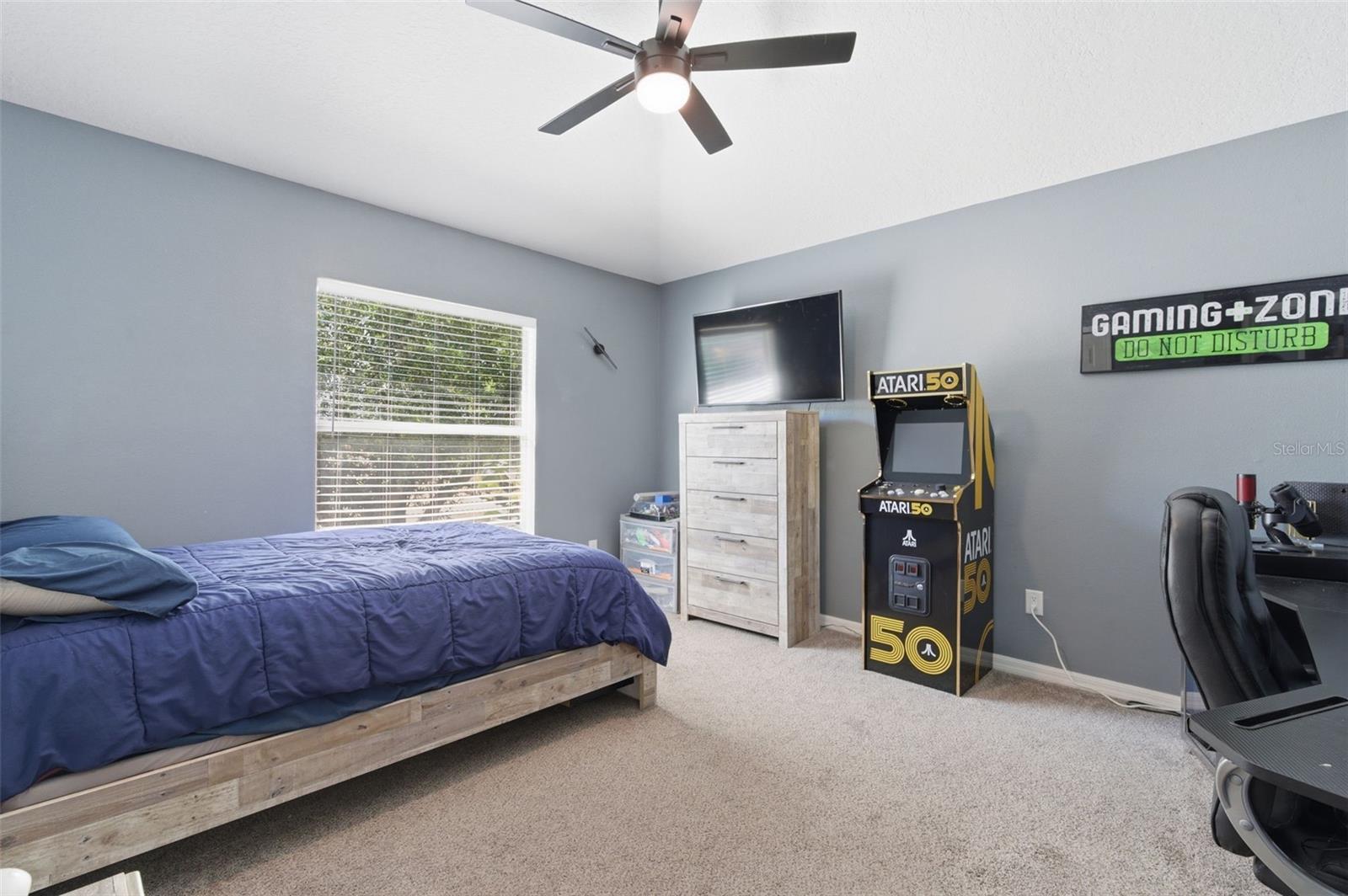 Listing photo id 59 for 11508 Oyster Bay Circle