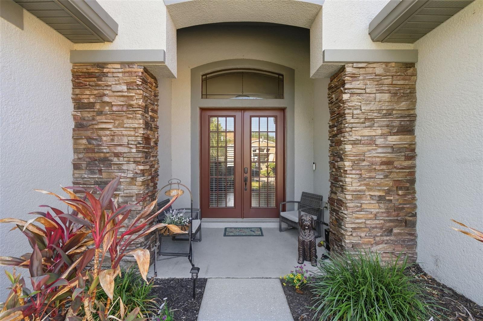 Listing photo id 5 for 11508 Oyster Bay Circle
