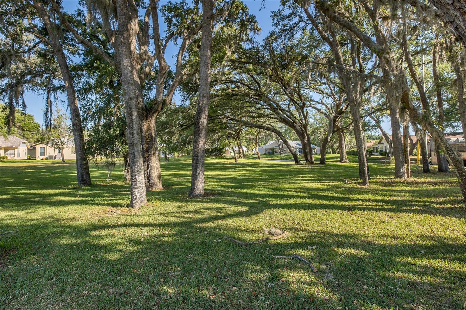 Image 17 of 41 For 9673 Noble Court
