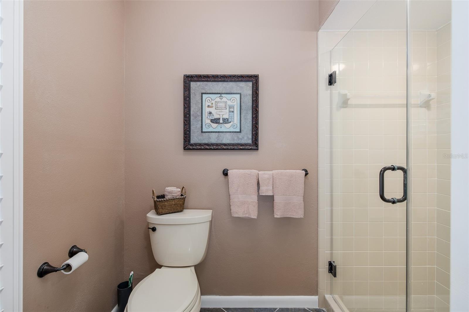 Image 22 of 41 For 9673 Noble Court
