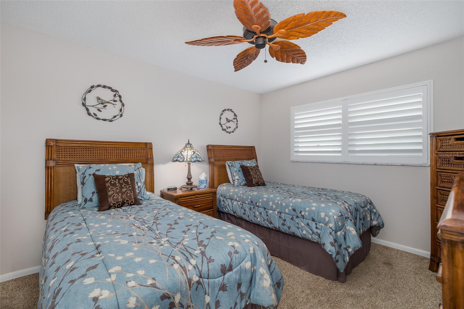Image 23 of 41 For 9673 Noble Court