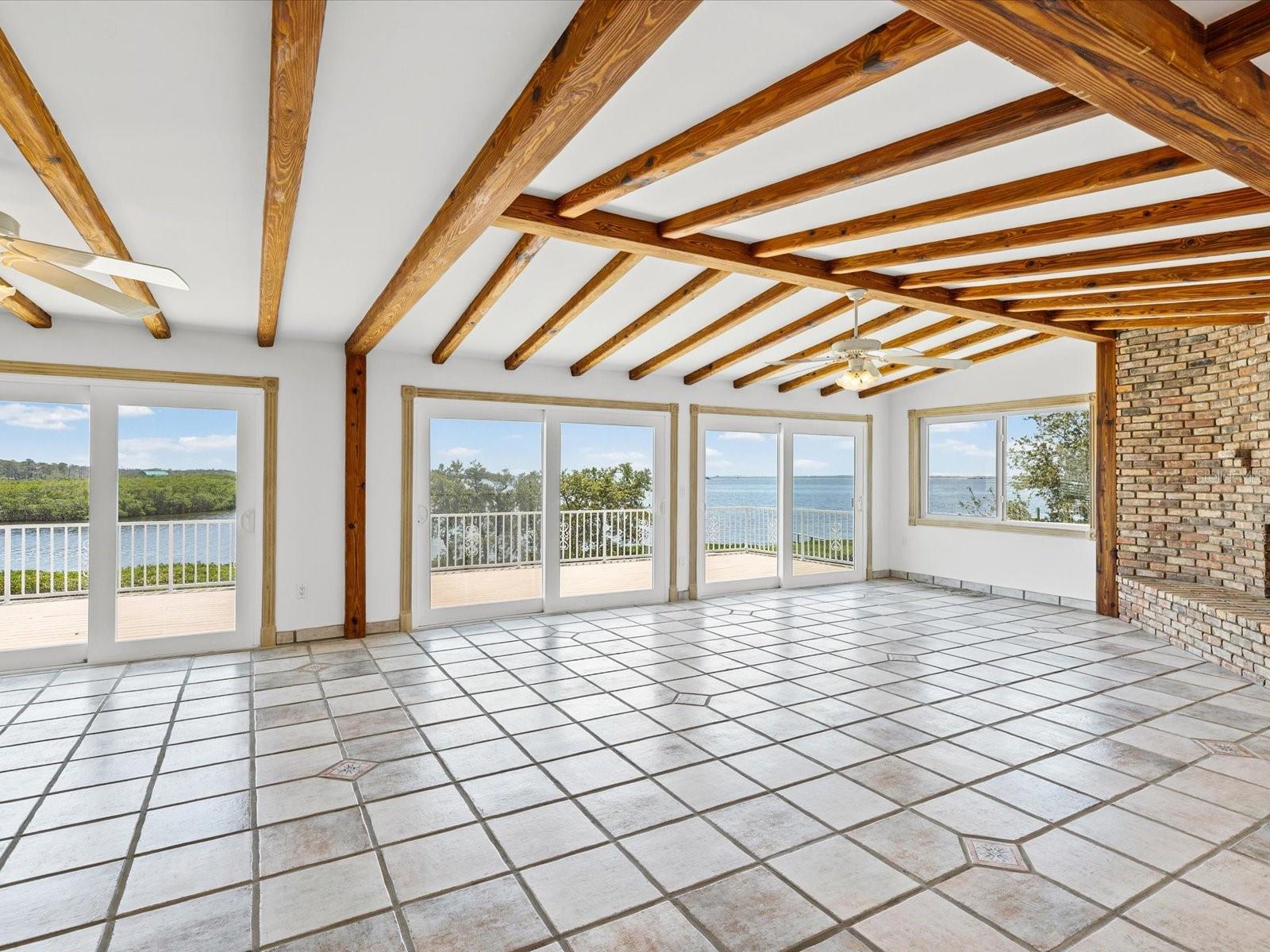 Image 13 of 79 For 1647 Sea Breeze Drive