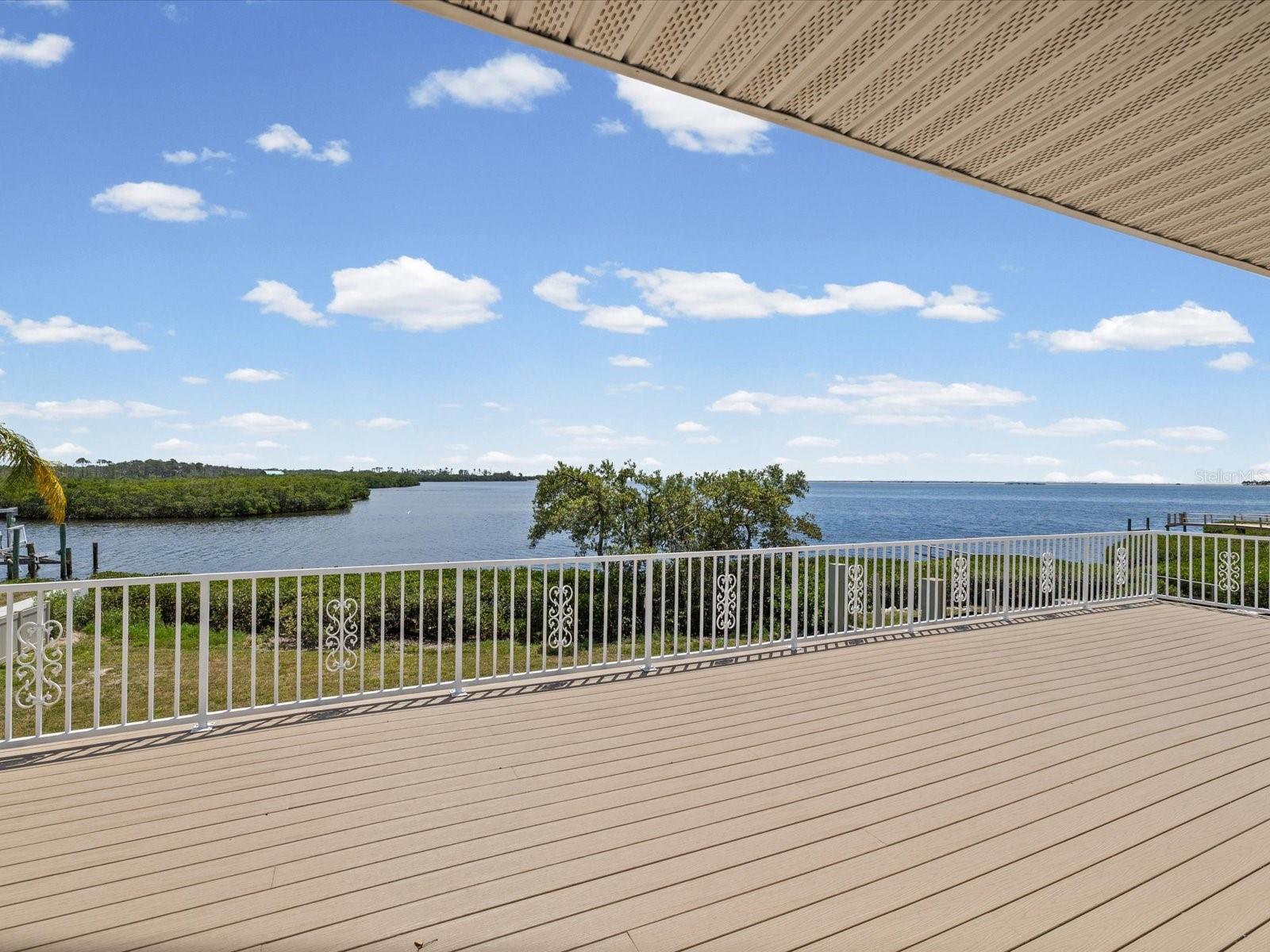 Image 17 of 79 For 1647 Sea Breeze Drive