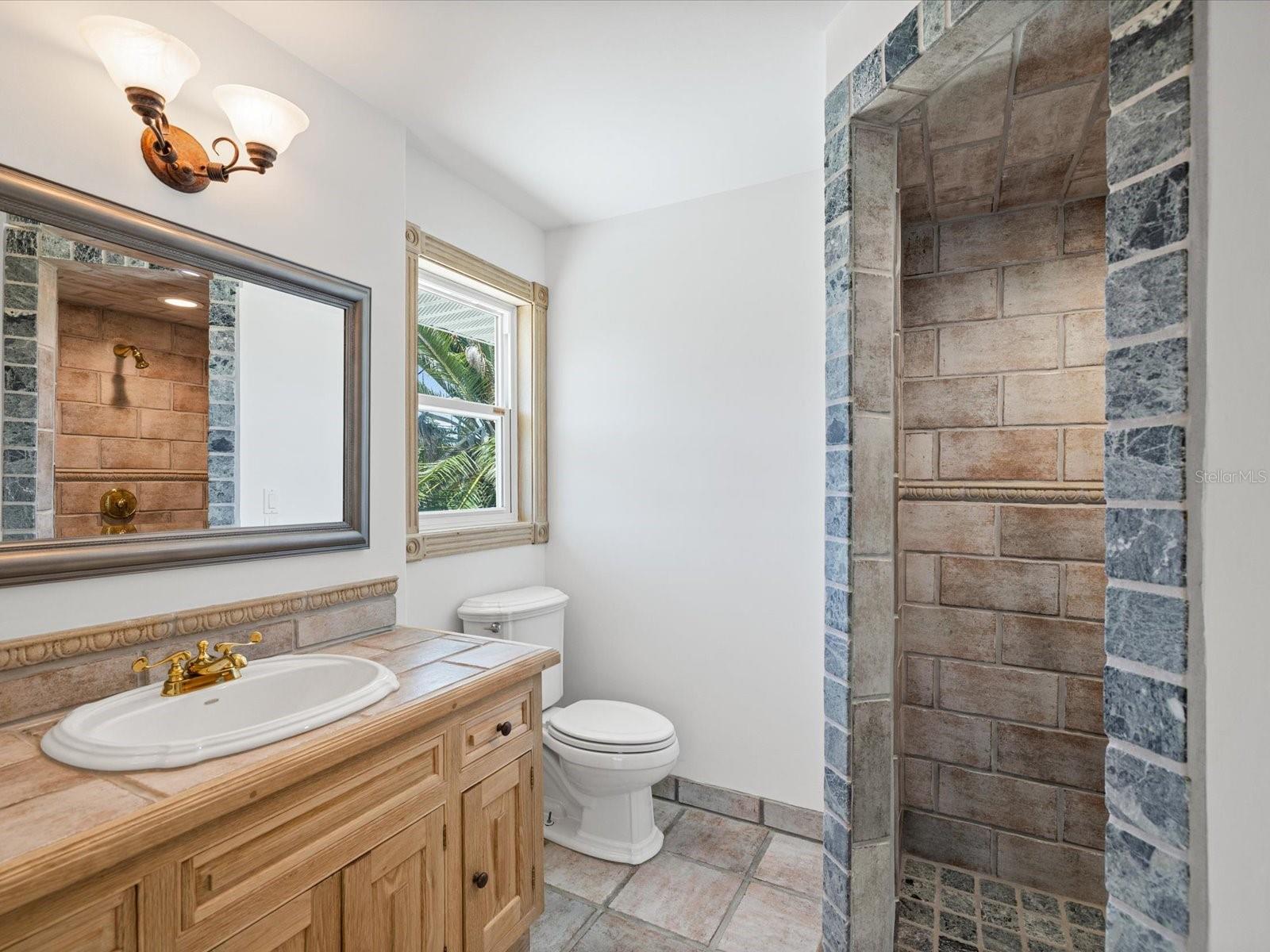Image 22 of 79 For 1647 Sea Breeze Drive