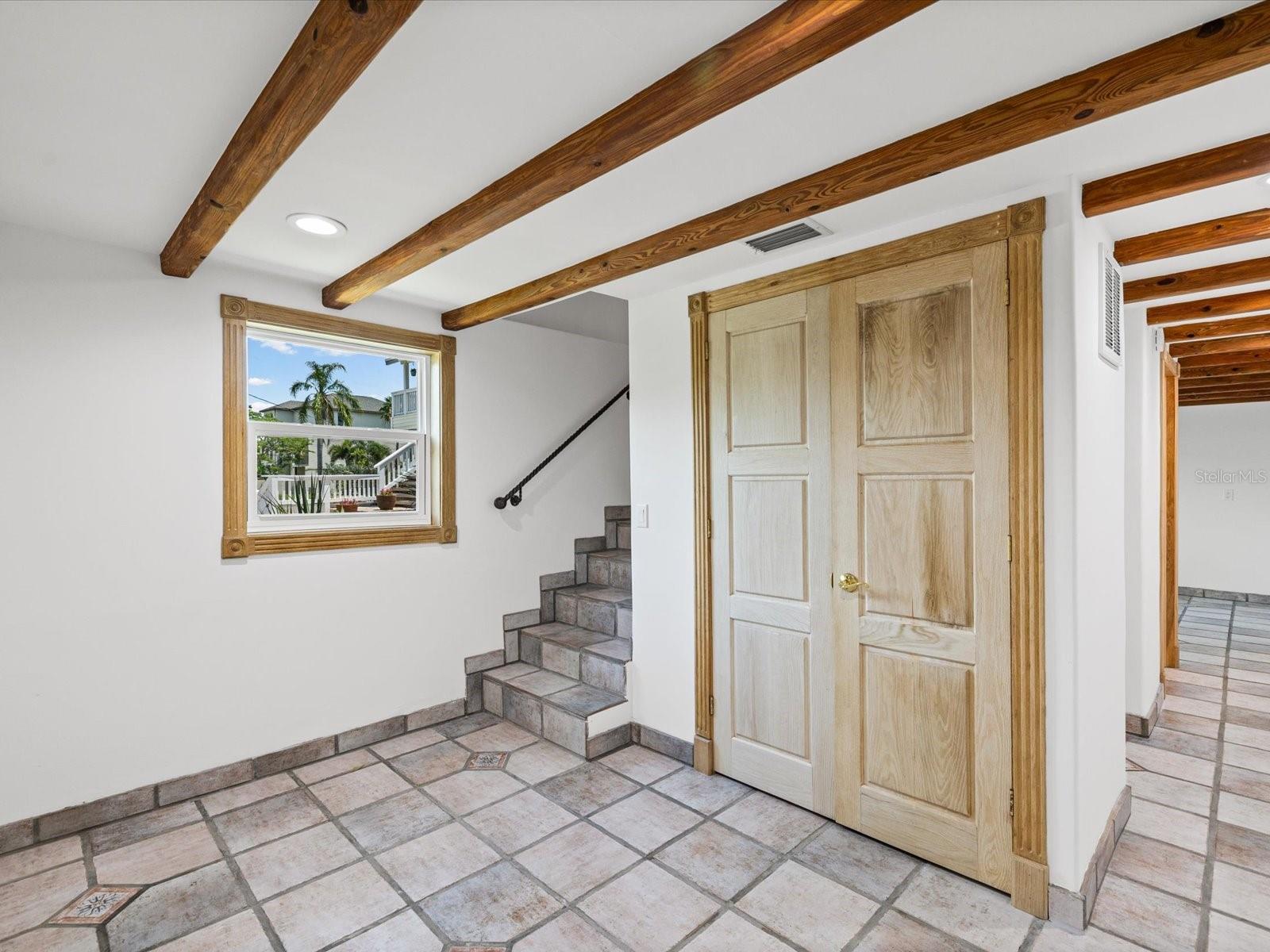 Image 28 of 79 For 1647 Sea Breeze Drive