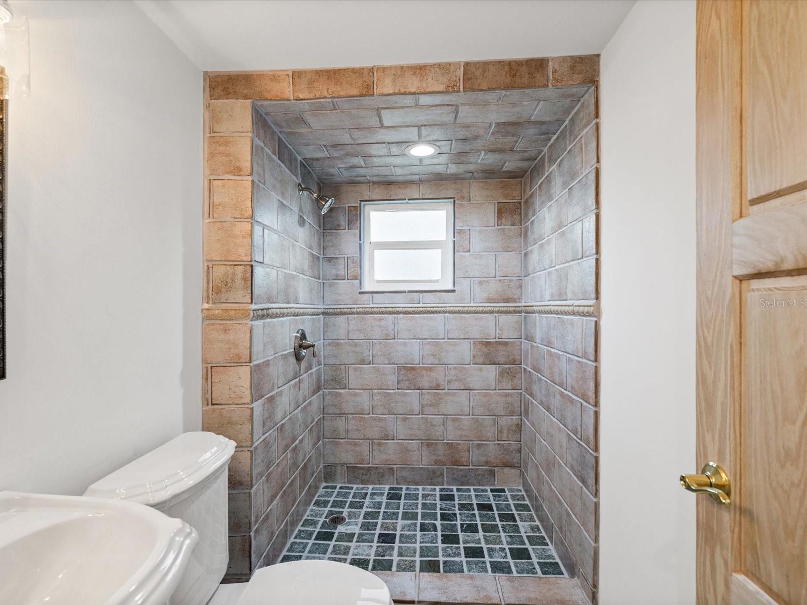 Image 29 of 79 For 1647 Sea Breeze Drive