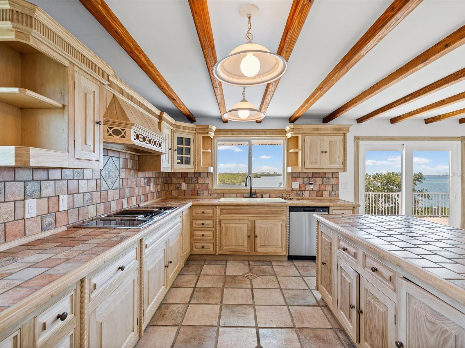 Image 5 of 79 For 1647 Sea Breeze Drive