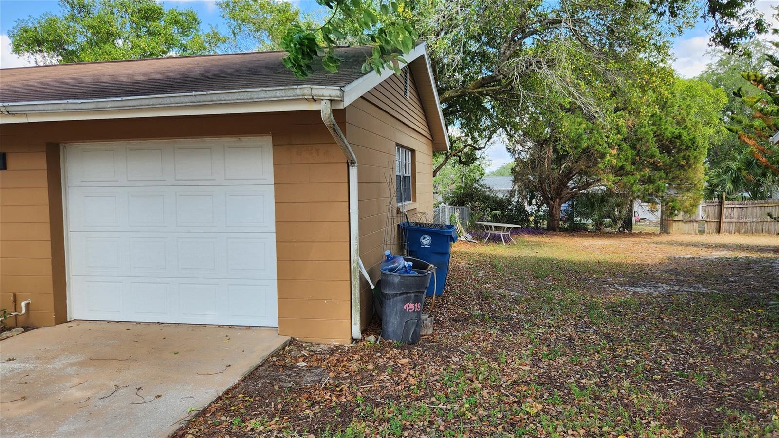Image 4 of 38 For 4518 Yorkshire Avenue