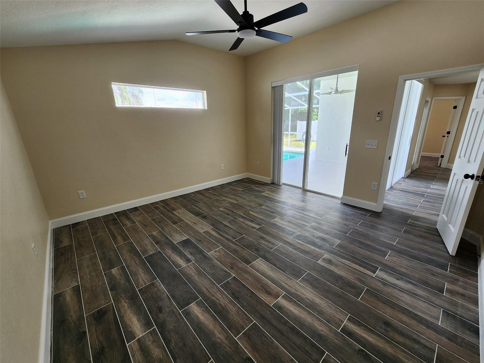 Image 12 of 21 For 29545 Morwen Place