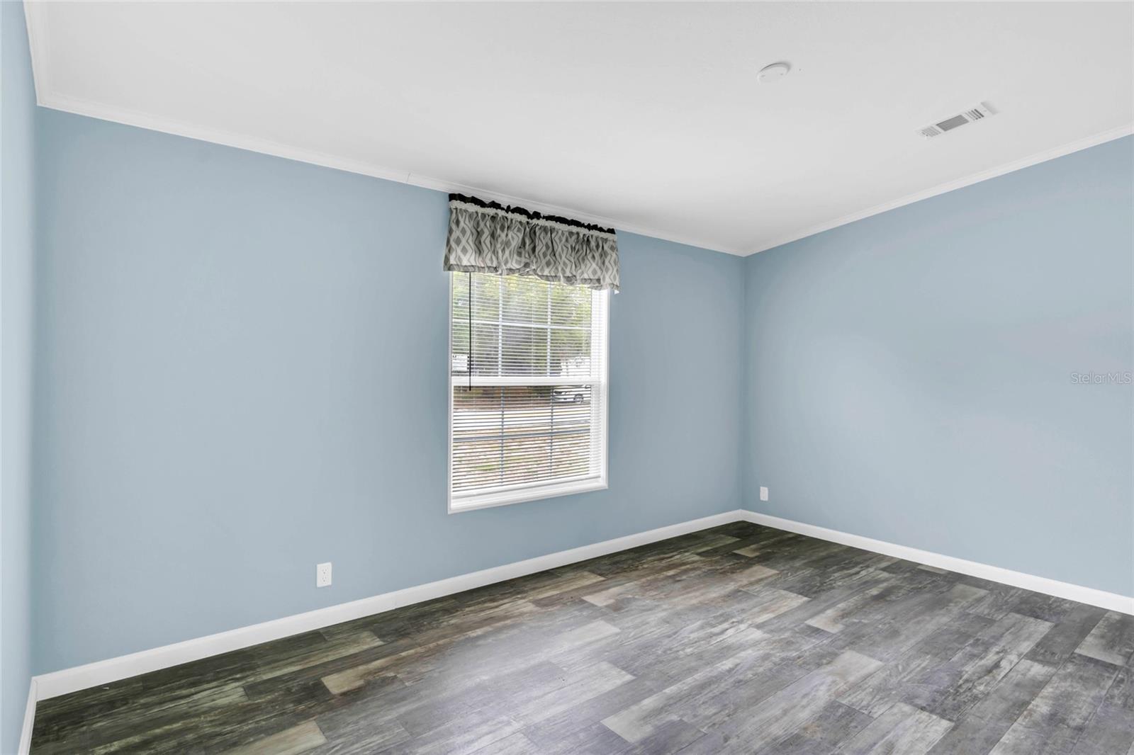 Image 17 of 34 For 7193 Sealawn Drive