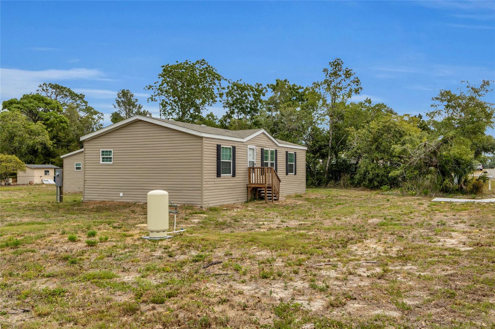 Image 26 of 34 For 7193 Sealawn Drive