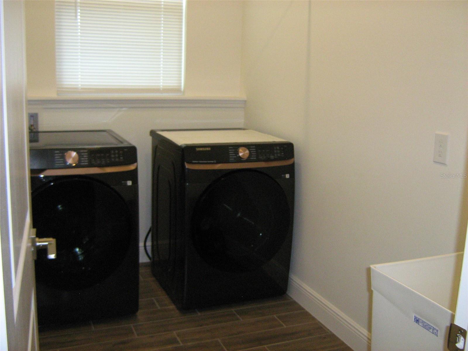 Image 19 of 19 For 535 Dowling Circle